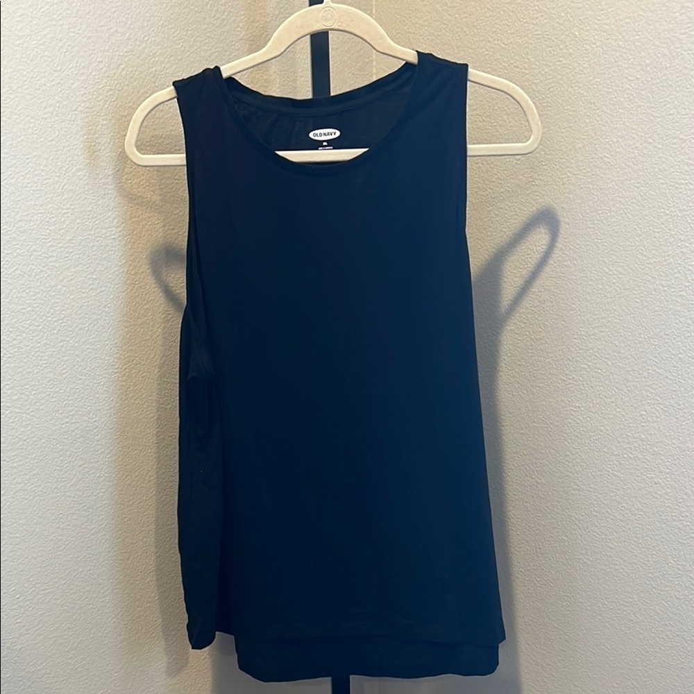 Old Navy Black Sleeveless Tank Top